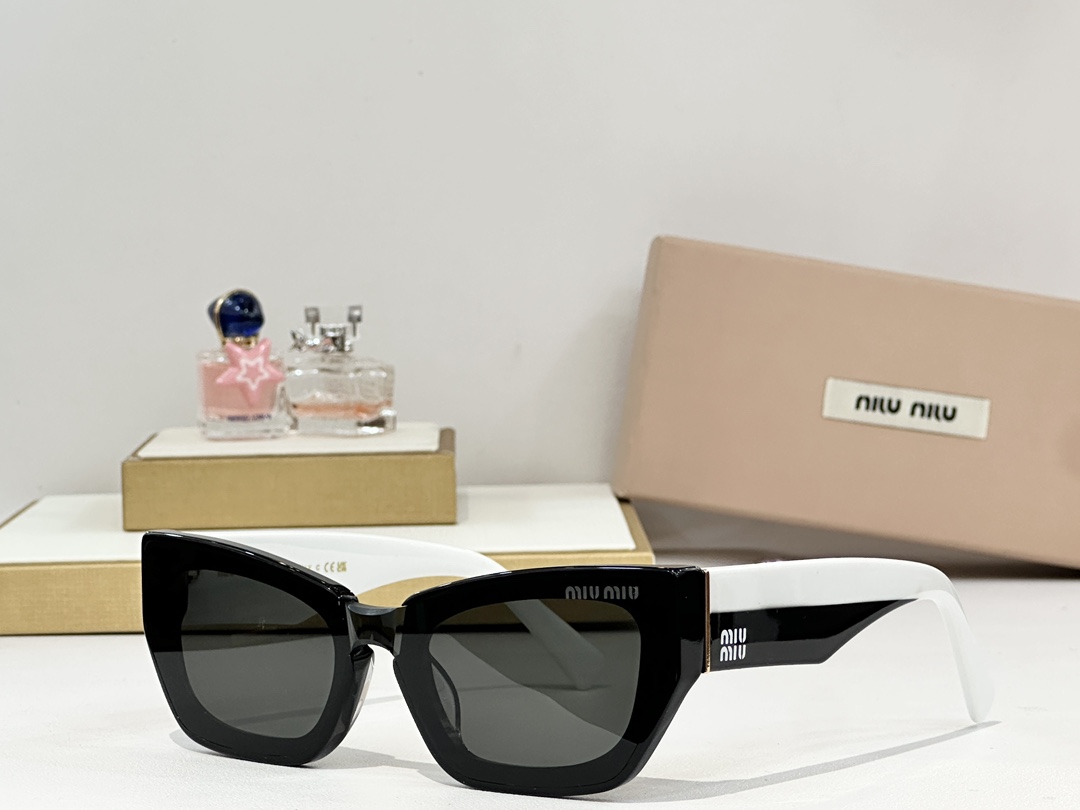  MIU MI*
MODEL MU 95AV
SIZE：52口24-140
