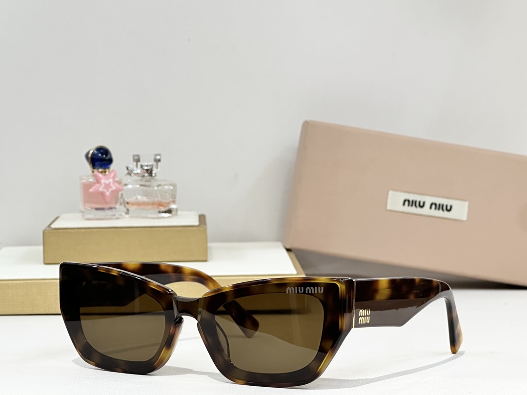  MIU MI*
MODEL MU 95AV
SIZE：52口24-140
