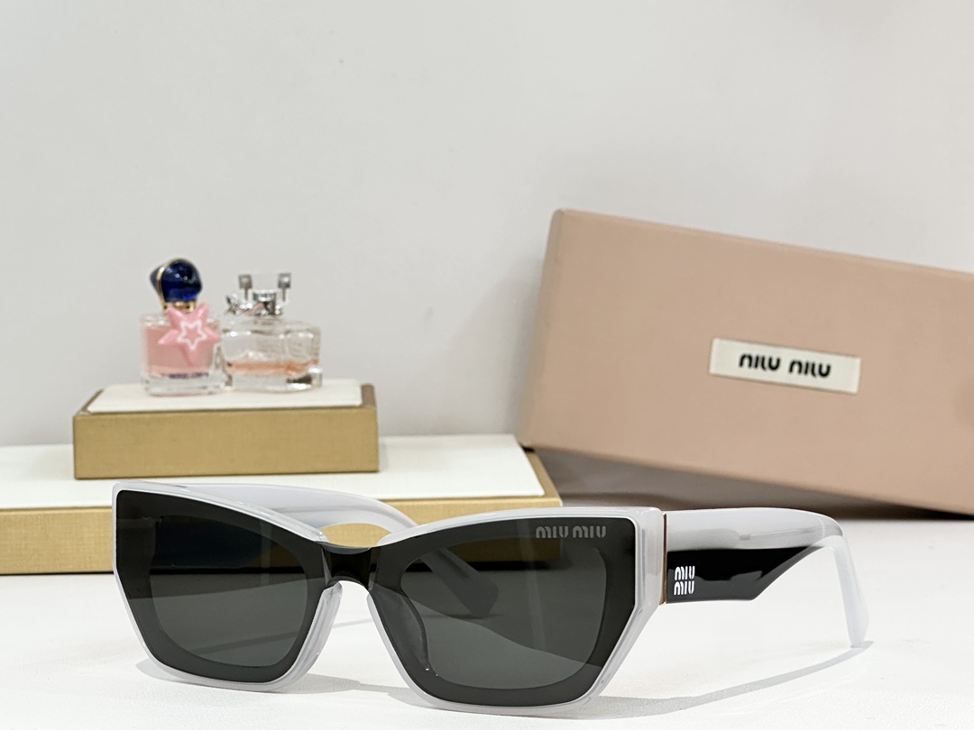  MIU MI*
MODEL MU 95AV
SIZE：52口24-140
