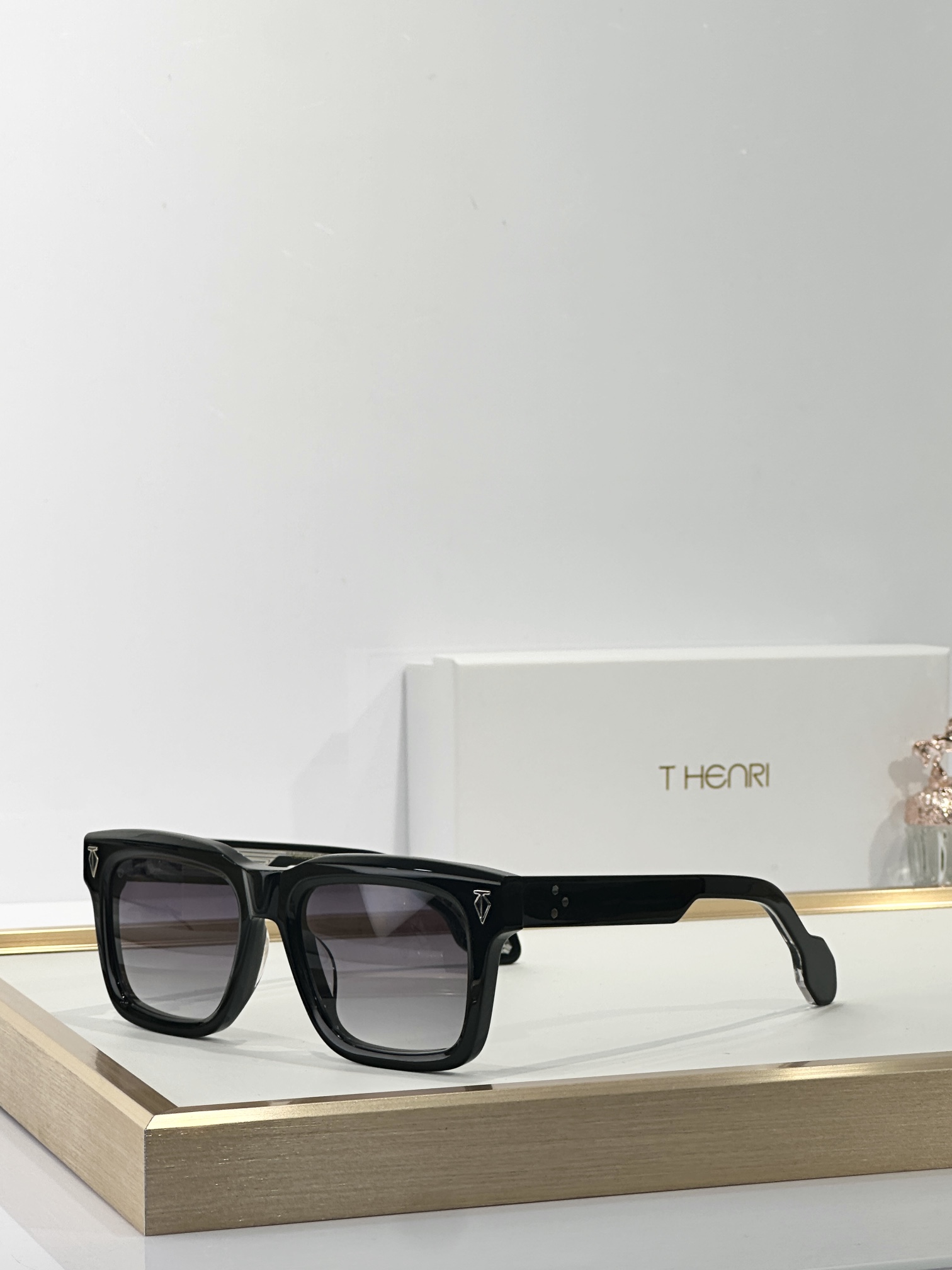  T-HENRI
MODEL：H1
SIZE 54口19-148

