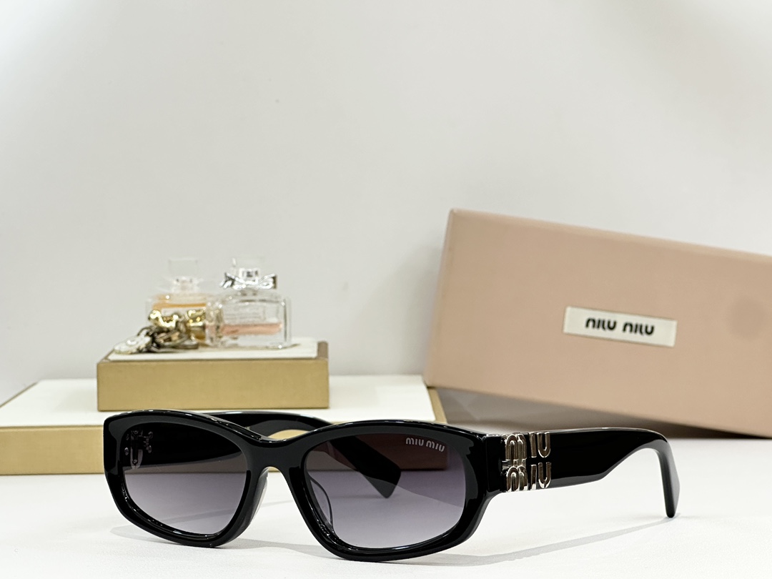  MIU M*
MODEL MU A626S
SIZE：57口20-140
