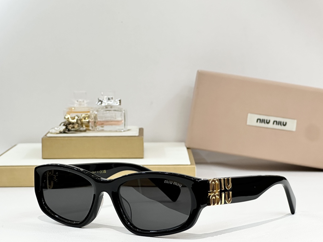  MIU M*
MODEL MU A626S
SIZE：57口20-140
