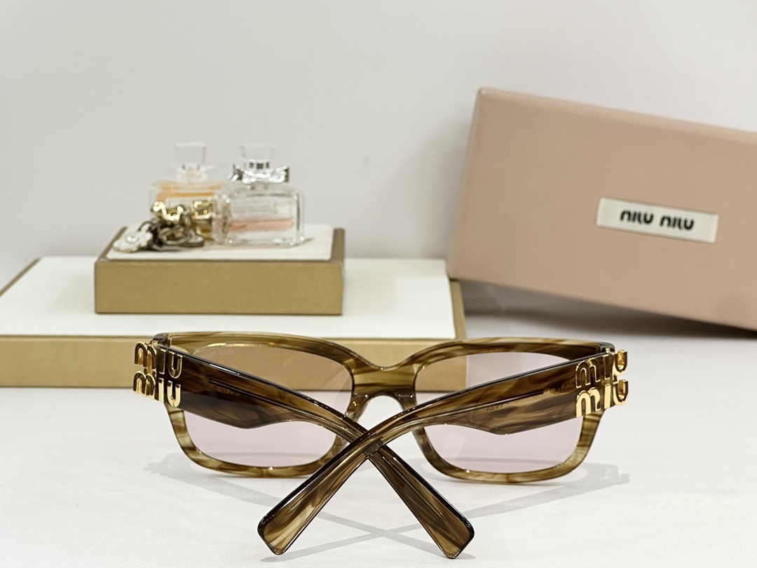  MIU M*
MODEL MU A627S
SIZE：55口19-140
