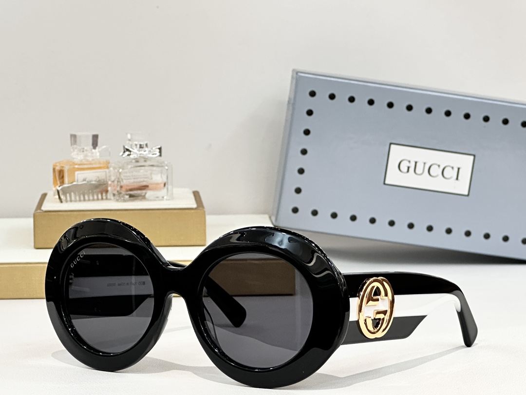  Gucci 
MOD：GG1647
Size：54-21-140

