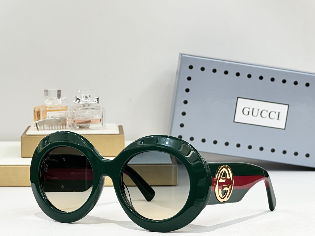  Gucci 
MOD：GG1647
Size：54-21-140

