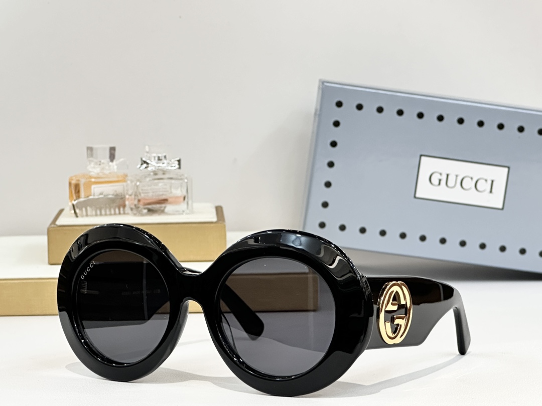  Gucci 
MOD：GG1647
Size：54-21-140

