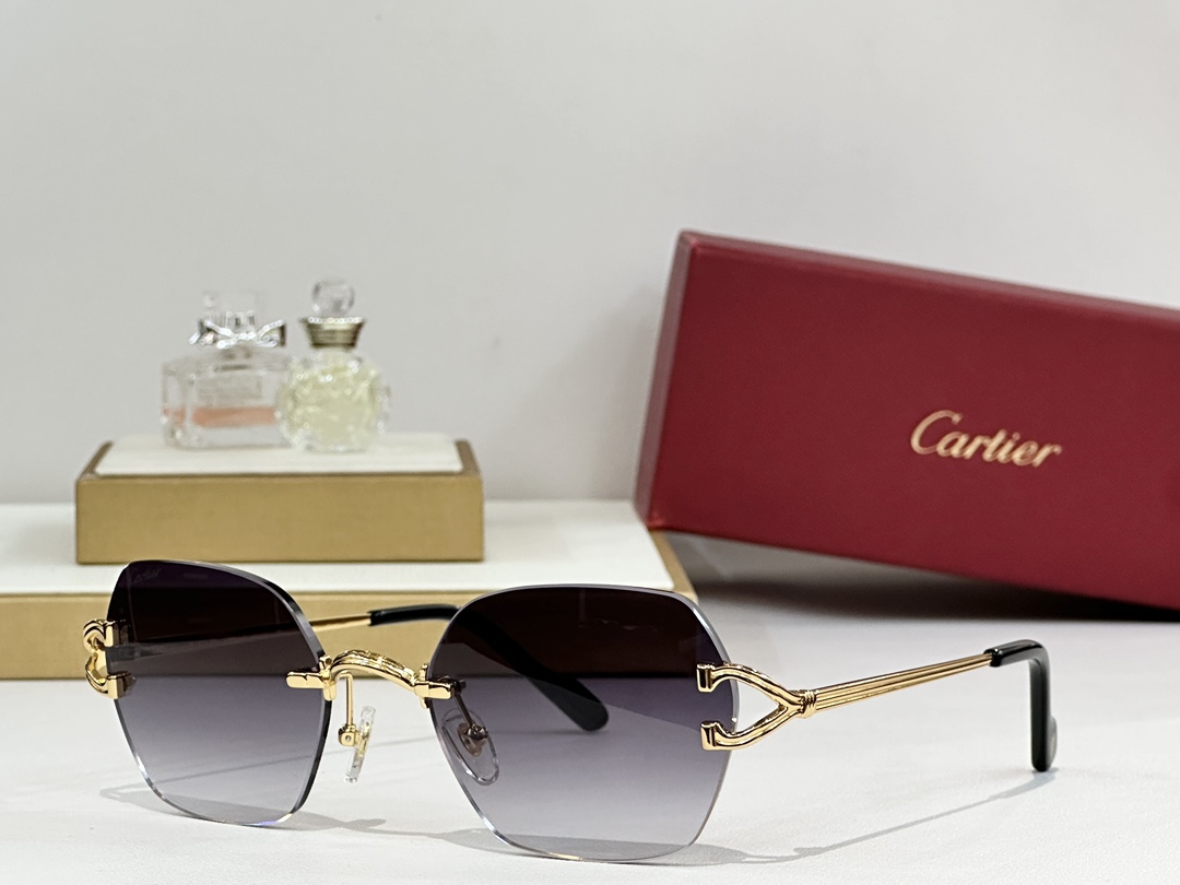  Cartier
MOD：CT0564O
Size：55口18-140
