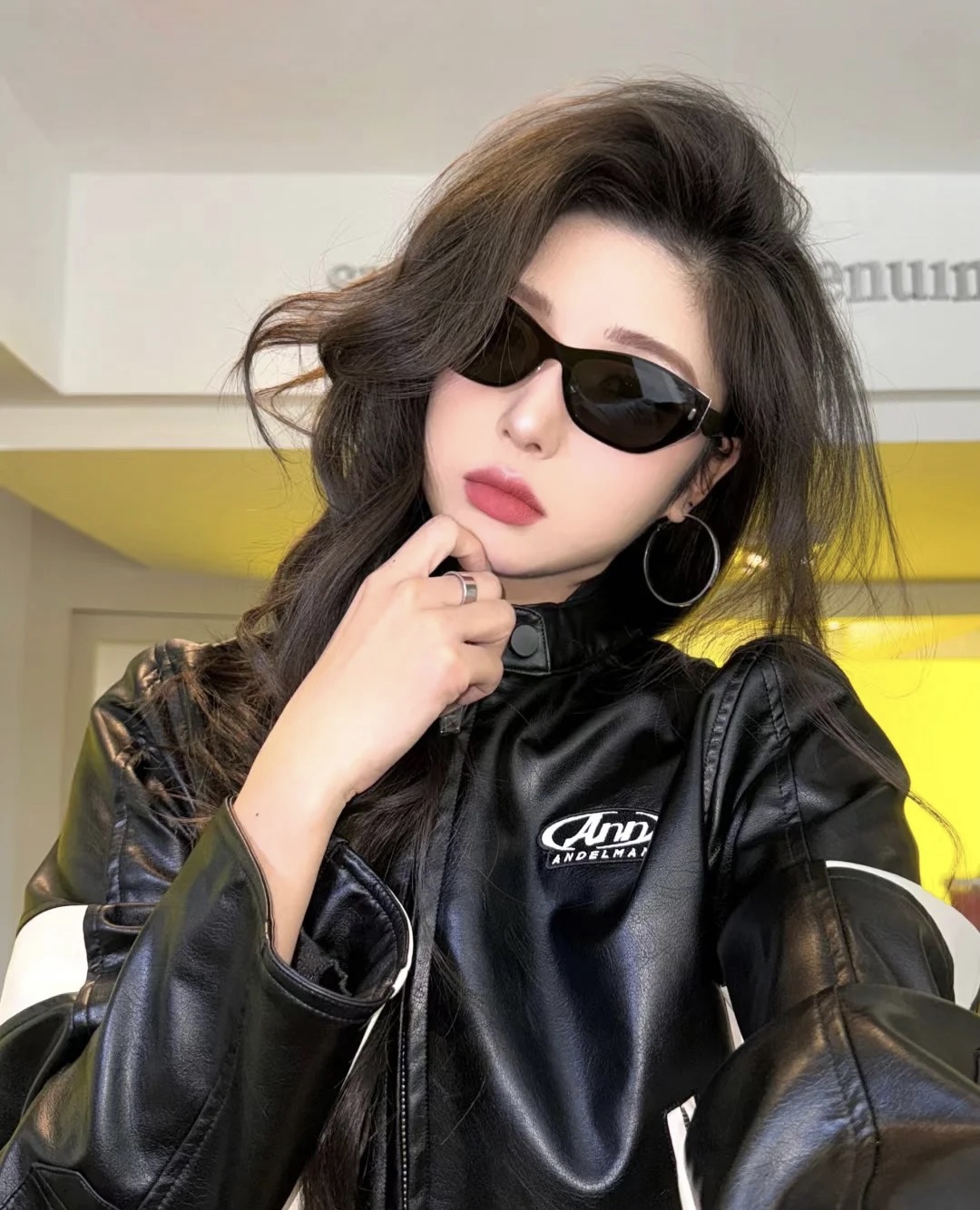  MIU MI*
MOD：SMU 57WS
Size：144口0-152
