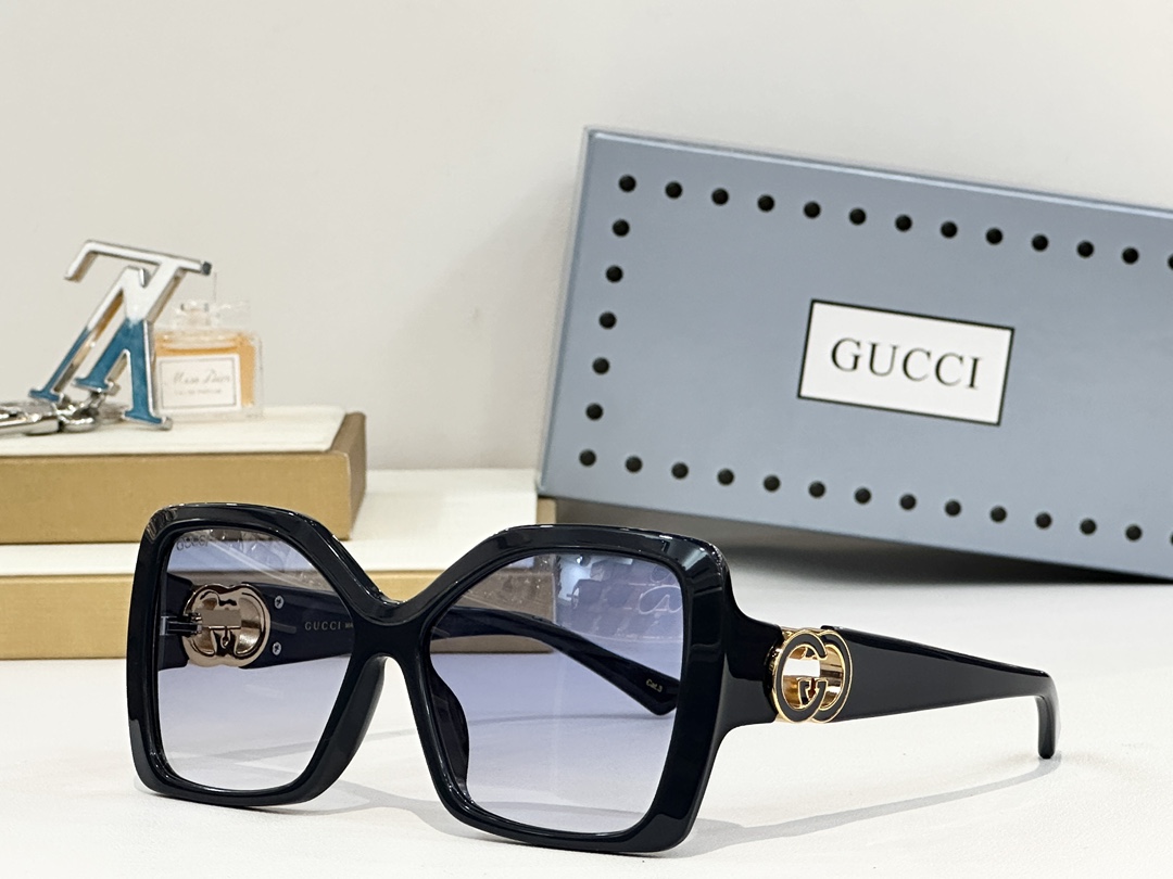 GUCC*
MODEL：GG2015S
SIZE：57口16-145
