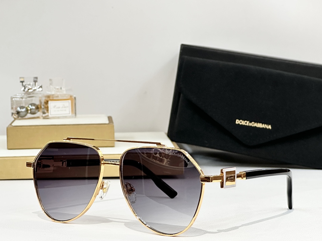  DOLCE & GABBAN*
MODEL：DG2315
SIZE59口15 143
