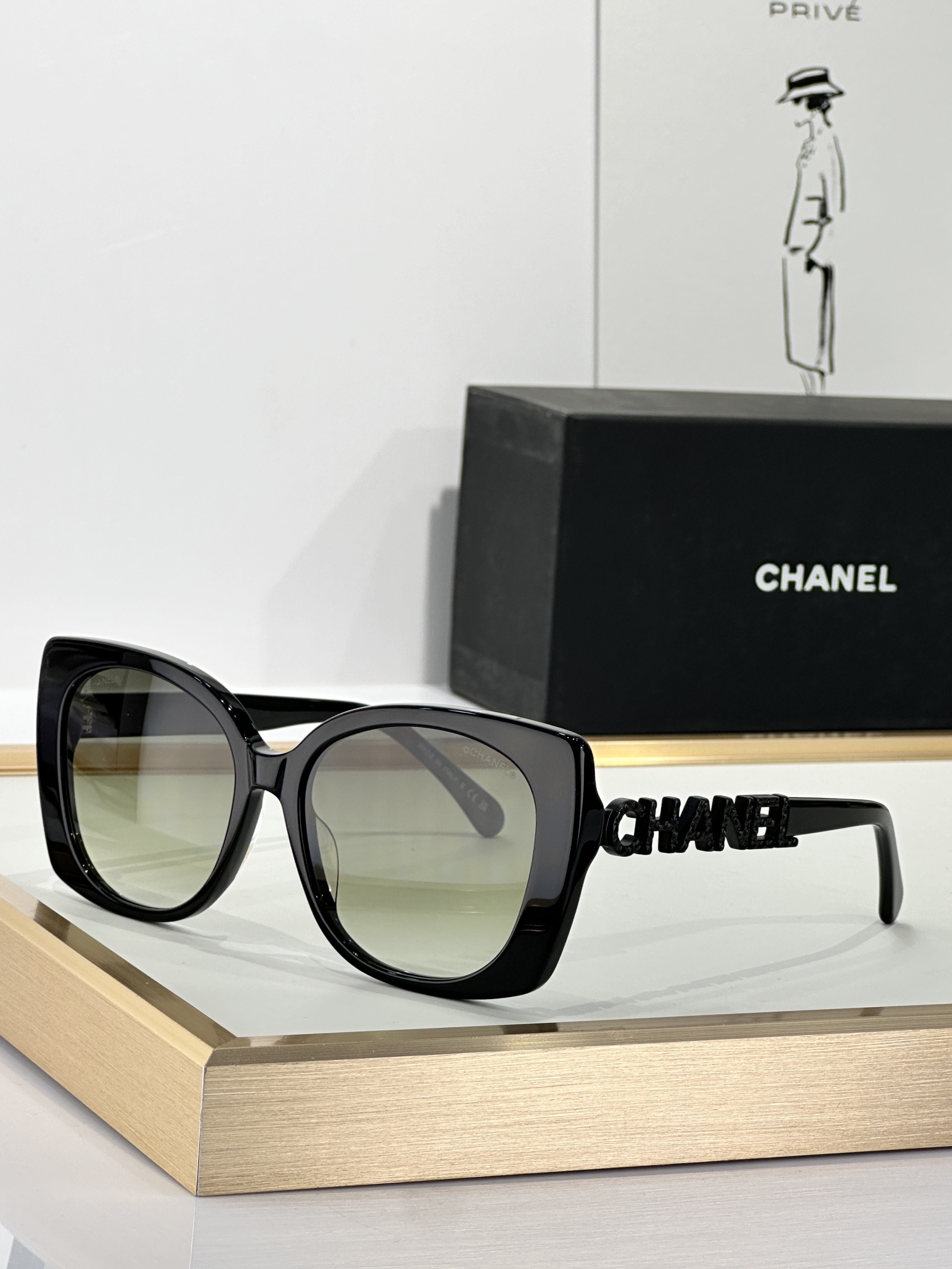  Chane*
Mod：5422-B-A
Size：53-17-140
跑量版本来啦
品质看得见