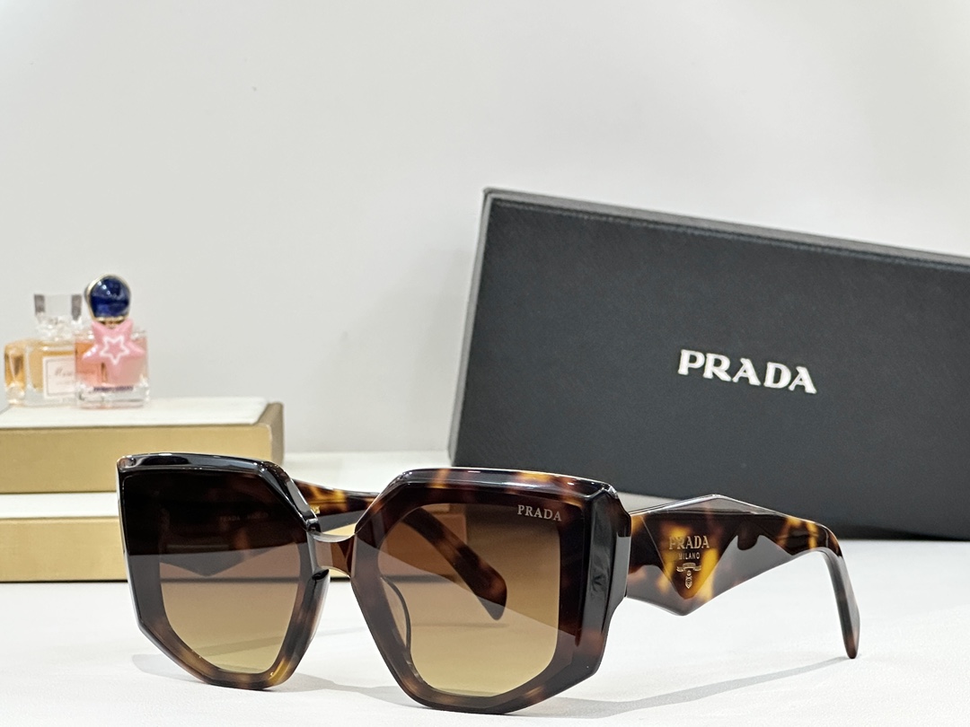  PRADA
MOD：PR 204VS
Size：51口22 145
