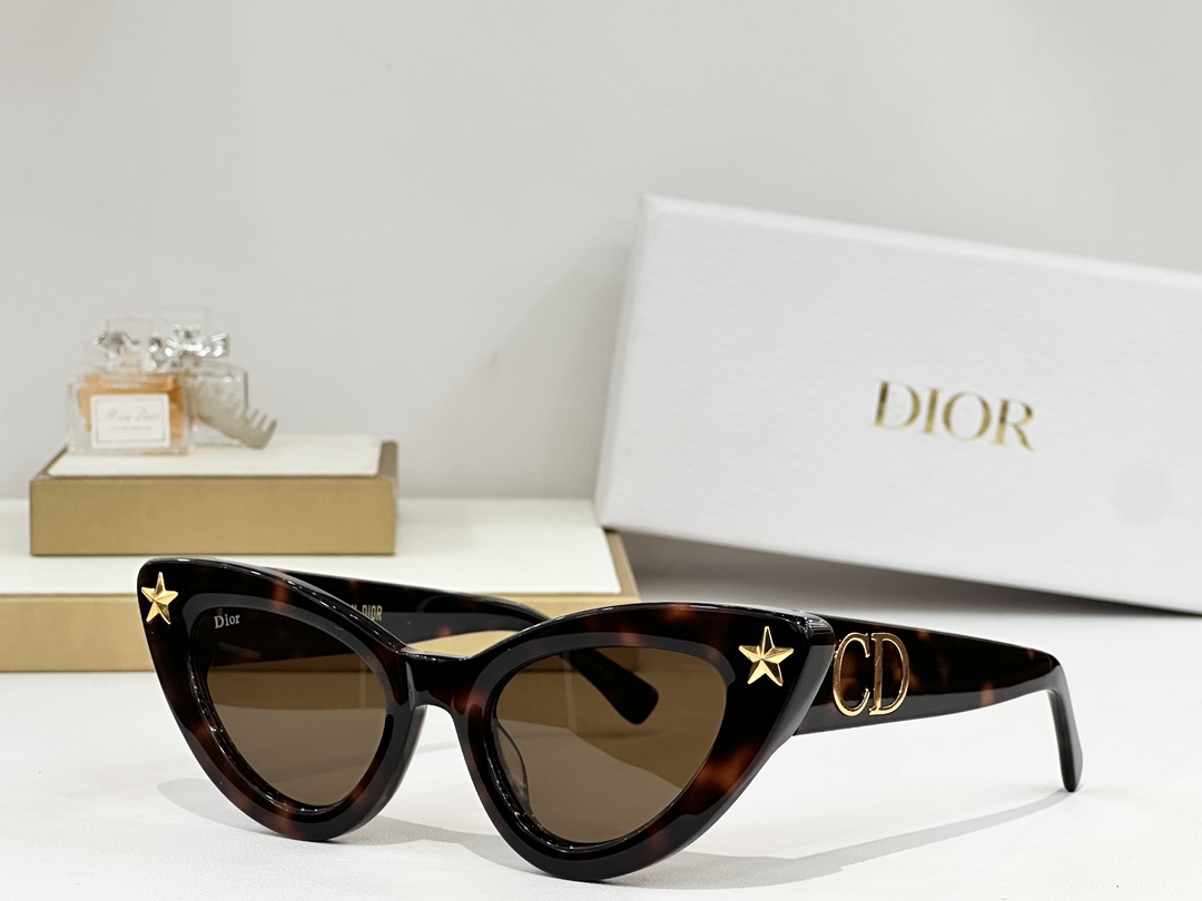  DIO*
MODEL：DSGTA15UCR
SIZE：52口22-142

