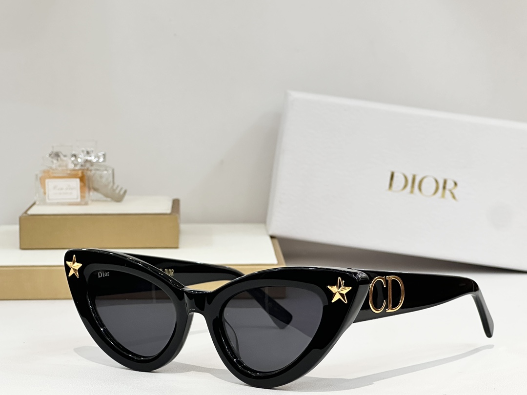  DIO*
MODEL：DSGTA15UCR
SIZE：52口22-142
