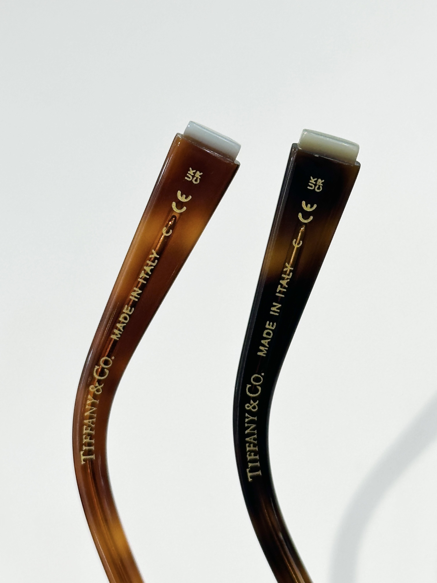  TIFFANY&Co.
MODEL：TF4212
SIZE：59口17-135
