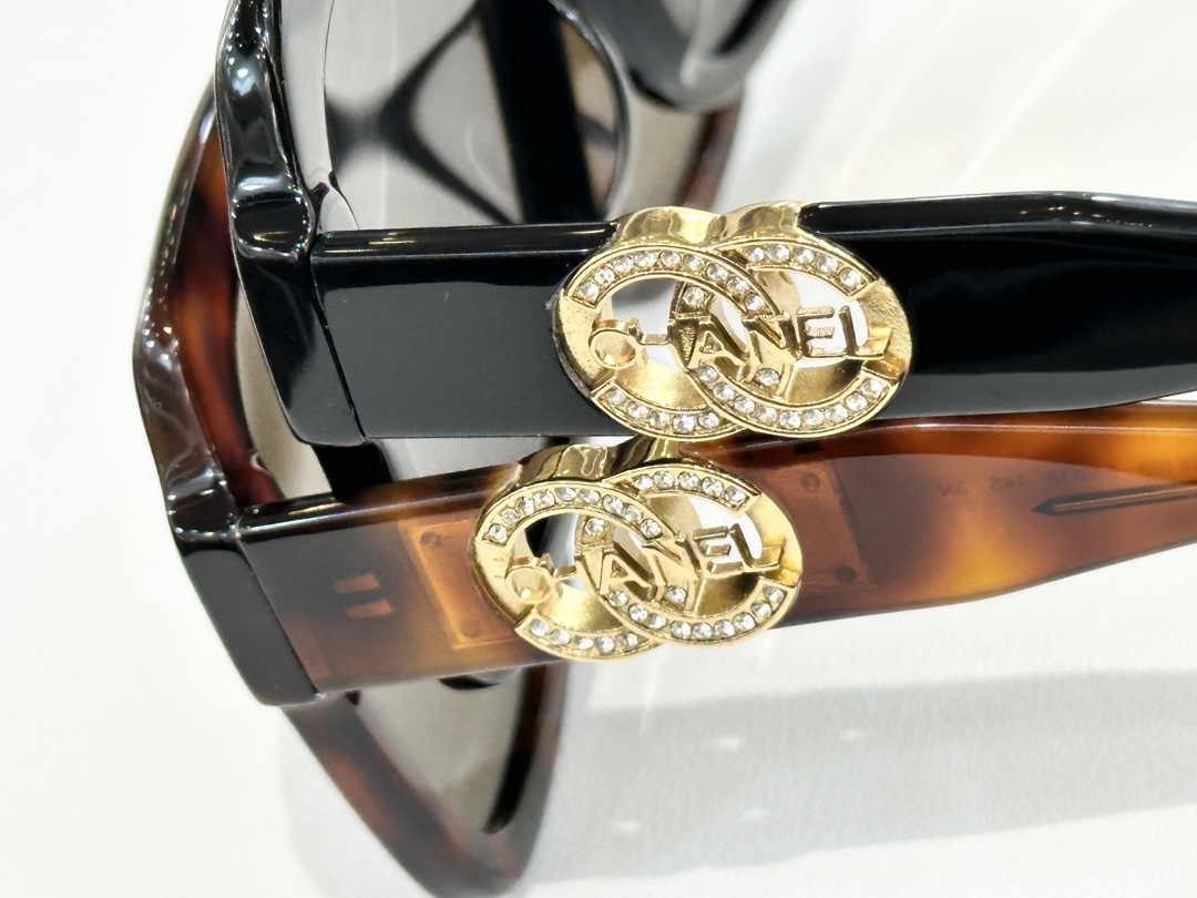  CHANEL
MODEL：CH8283
SIZE：55口18-145
