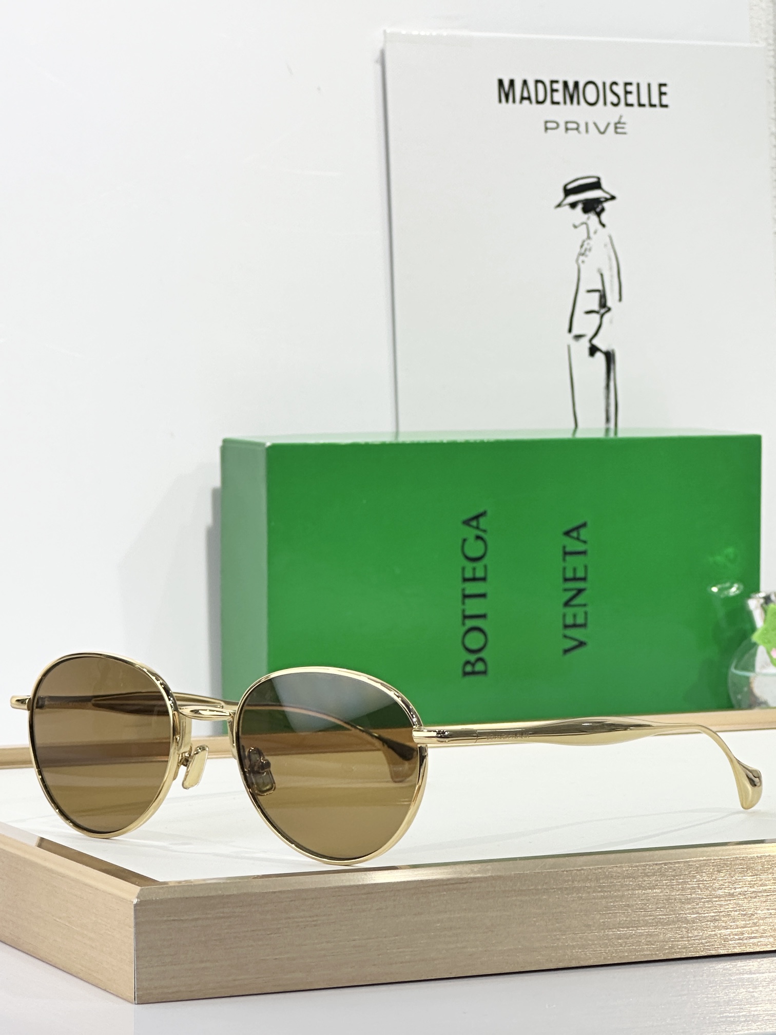 BOTTEGA VENET*
TOP QUALITY
MODEL：BV1396S
SIZE53口21-1