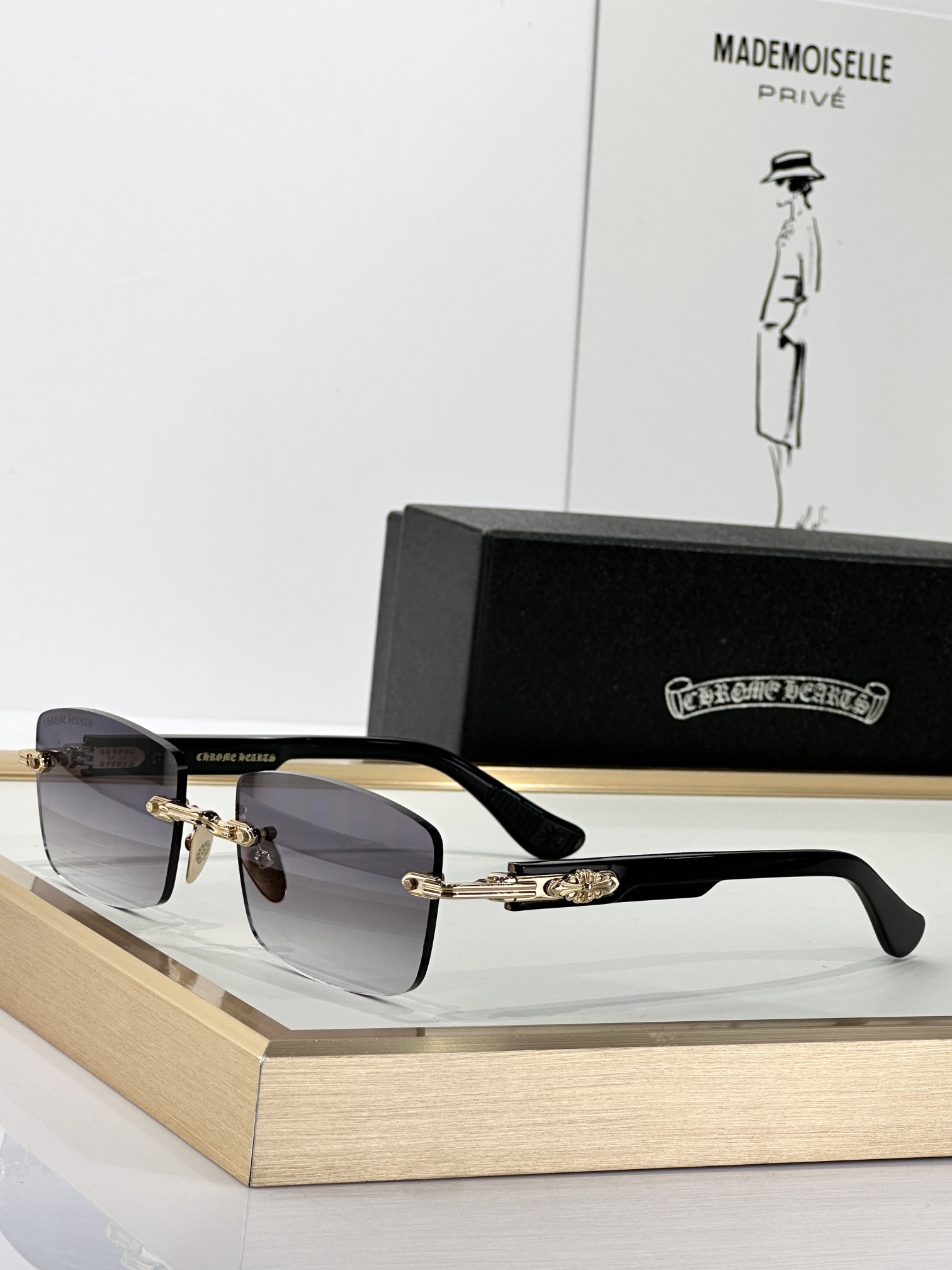  CHROME HEART
专属定制款 
DEEP II 
SIZE57-20-146
