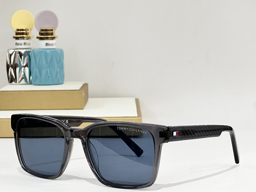  TOMMY HILFIGER
MOD：TH 2143/S
Size：54口19 145
