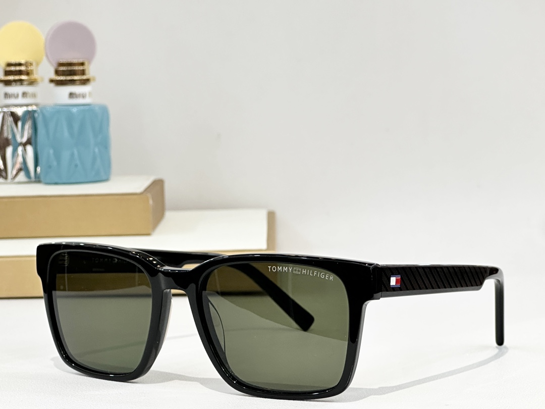  TOMMY HILFIGER
MOD：TH 2143/S
Size：54口19 145
