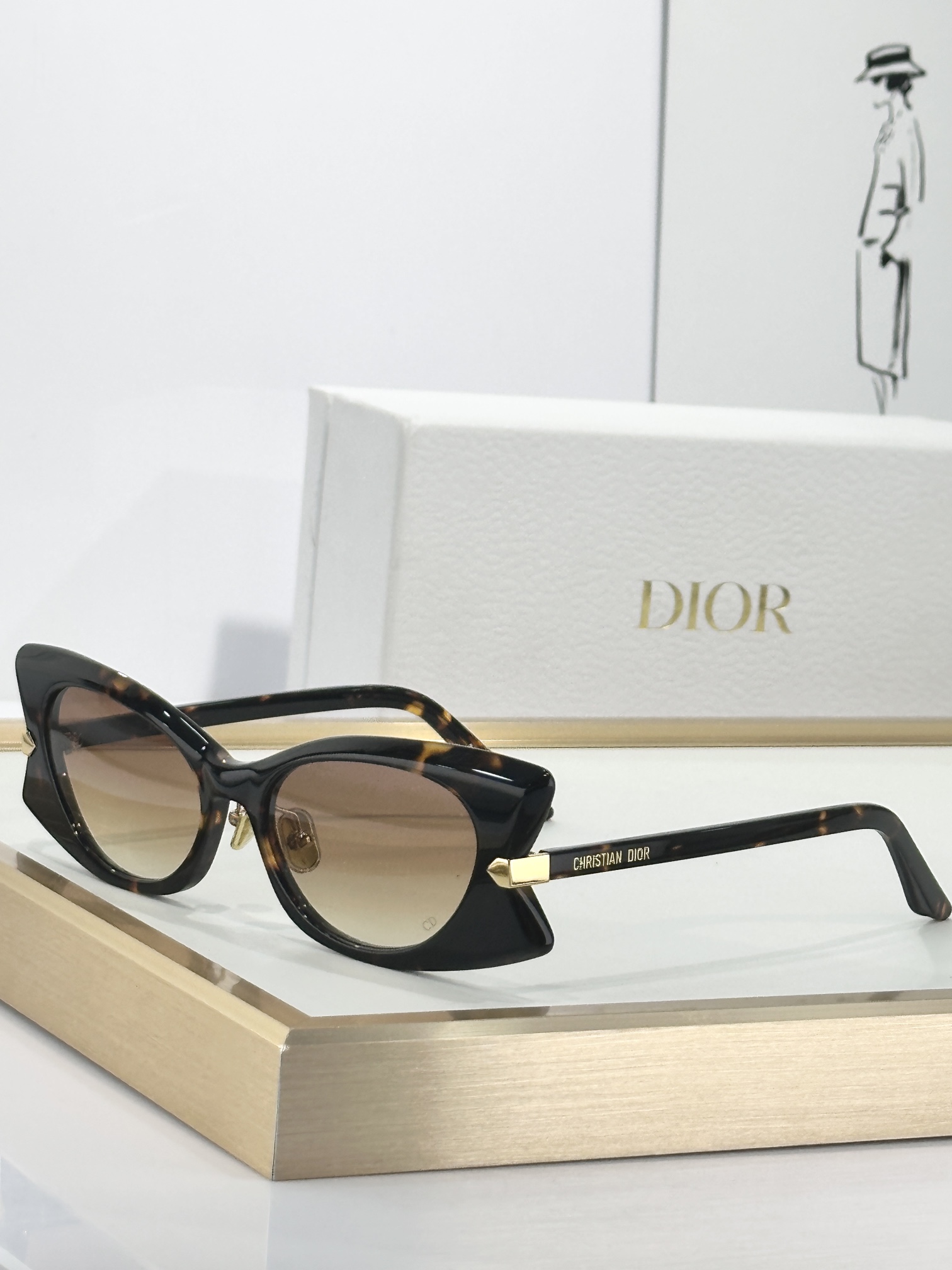  DIOR
MODS2F
Size54口16 145
