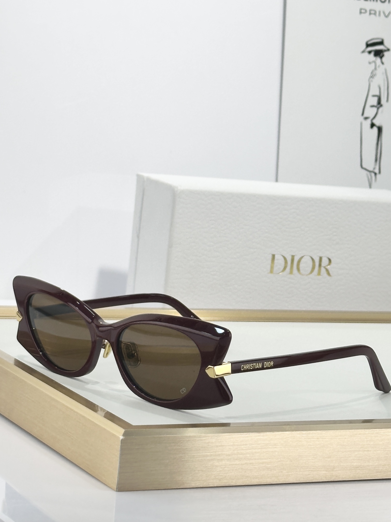  DIOR
MODS2F
Size54口16 145
