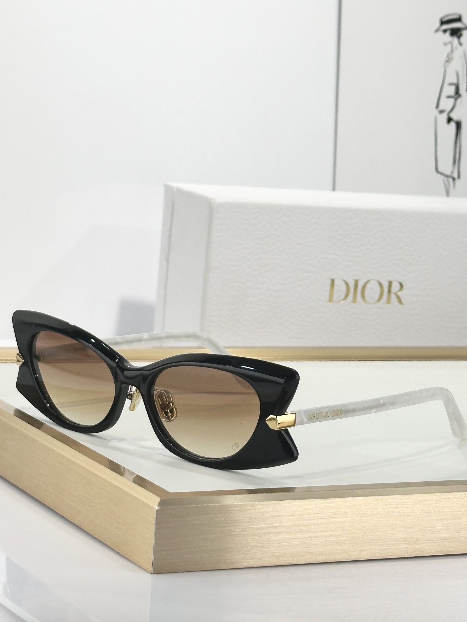  DIOR
MODS2F
Size54口16 145
