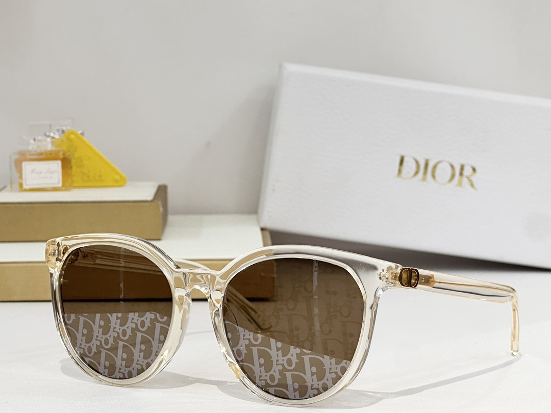  DIOR
MOD：R2F
Size：57口20 140
