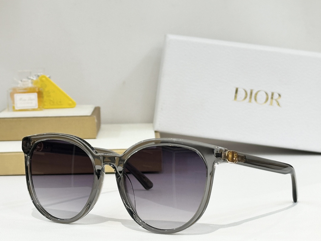  DIOR
MOD：R2F
Size：57口20 140
