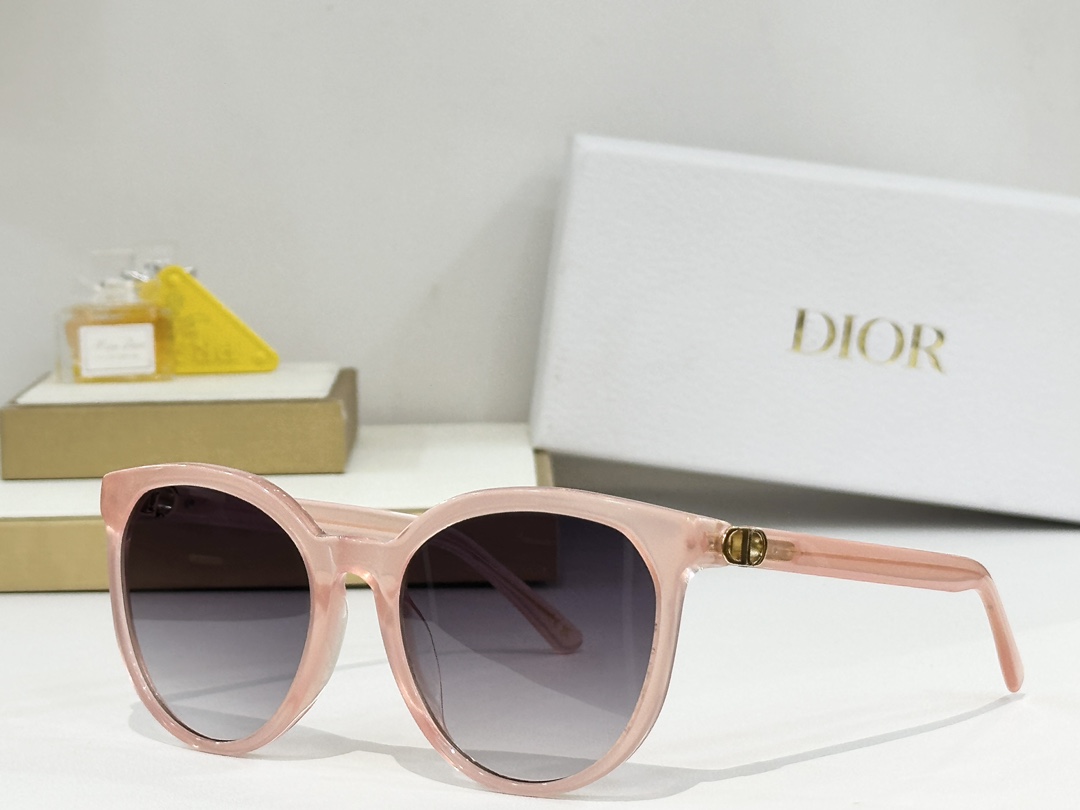  DIOR
MOD：R2F
Size：57口20 140
