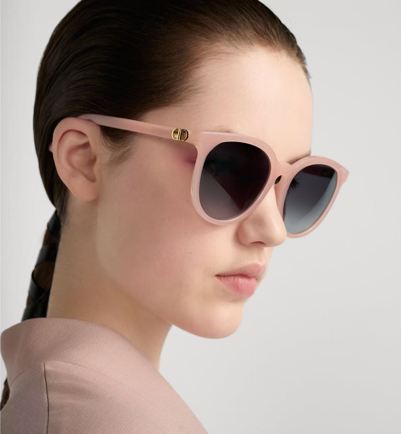  DIOR
MOD：R2F
Size：57口20 140
