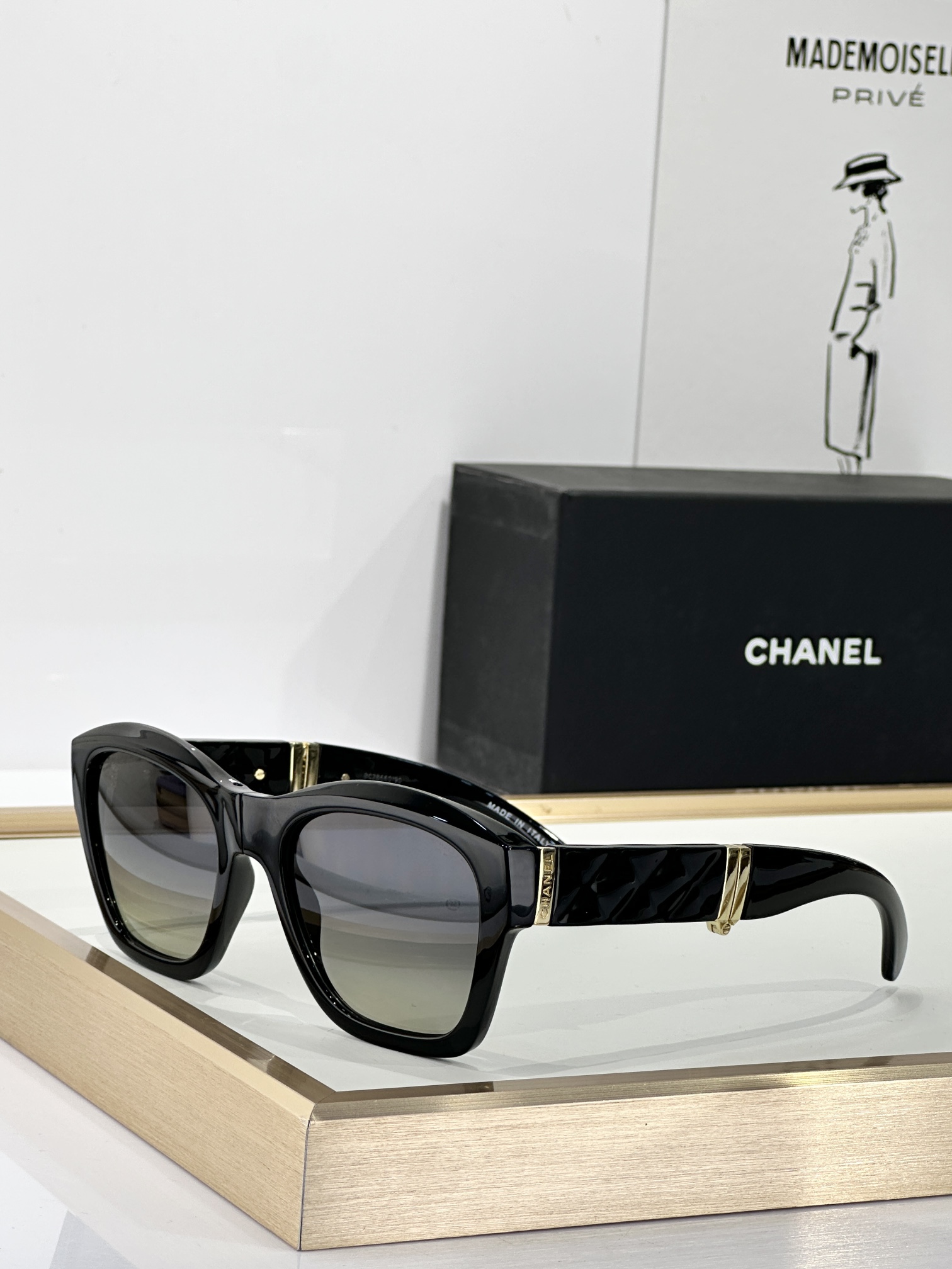  Chane*
Foldable sunglasses 
CH6055
Size54口19-145
不配