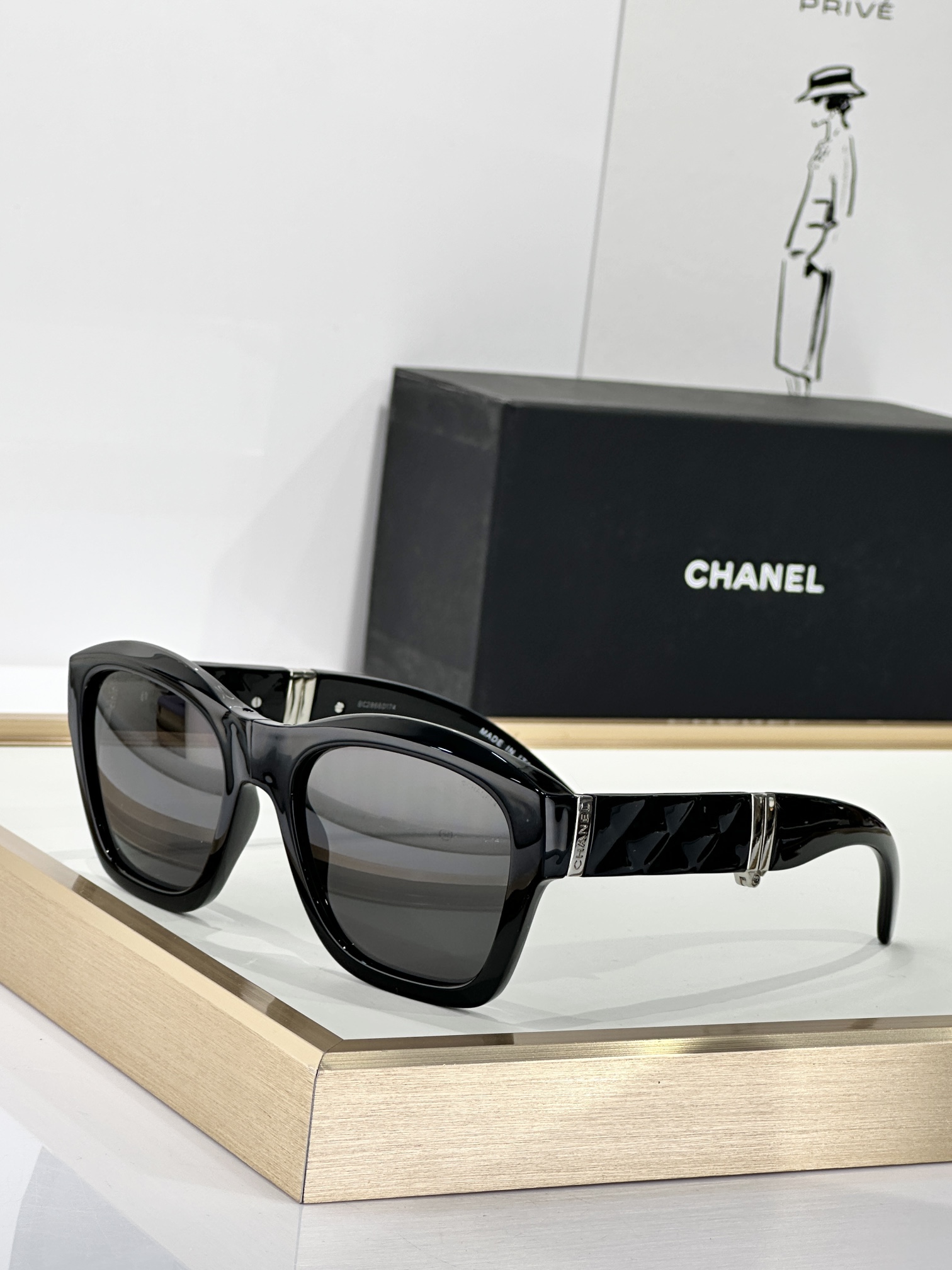 Chane*
Foldable sunglasses 
CH6055
Size54口19-145
不配