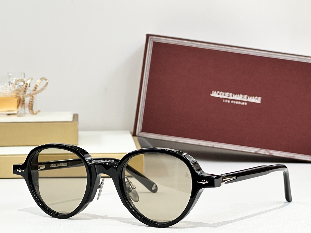  圆型JACQUES MARIE MAGE
日本手工眼镜 
MODEL：CLARK
SIZE45-22
