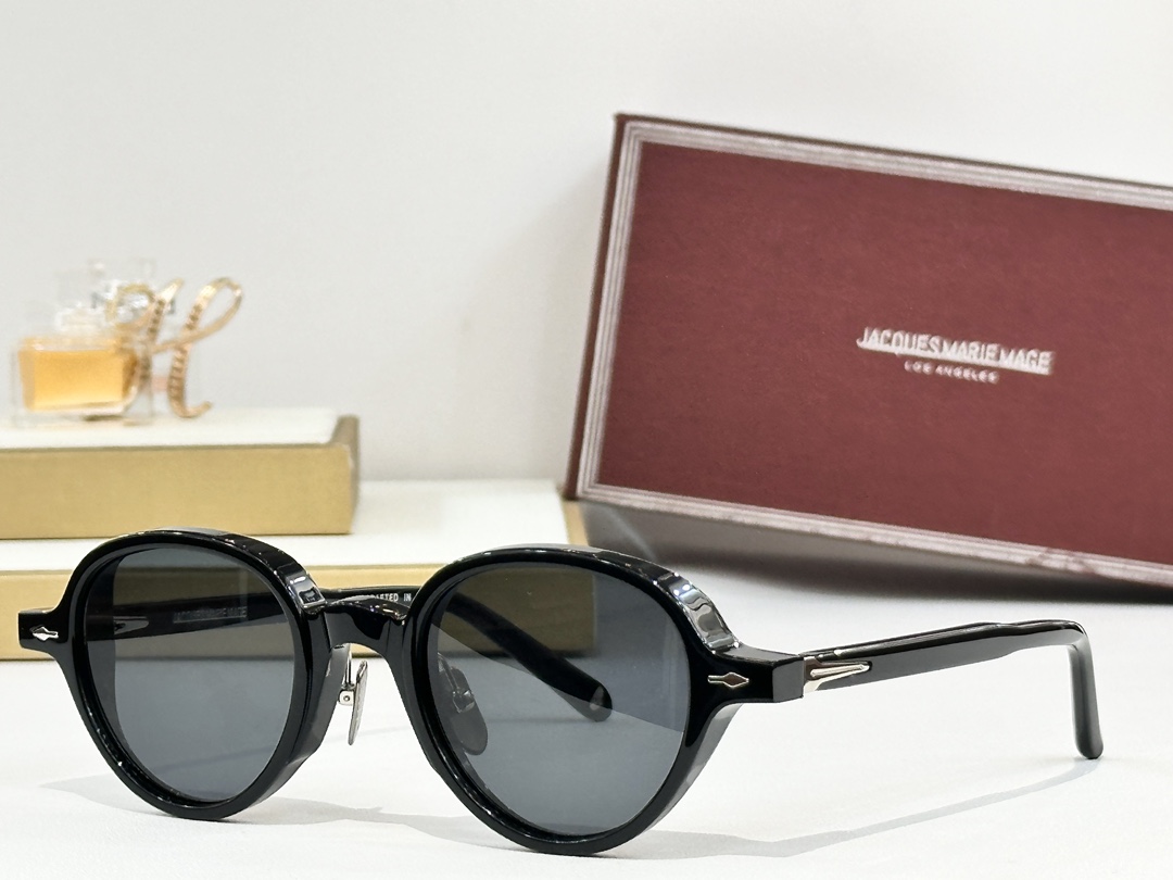  圆型JACQUES MARIE MAGE
日本手工眼镜 
MODEL：CLARK
SIZE45-22
