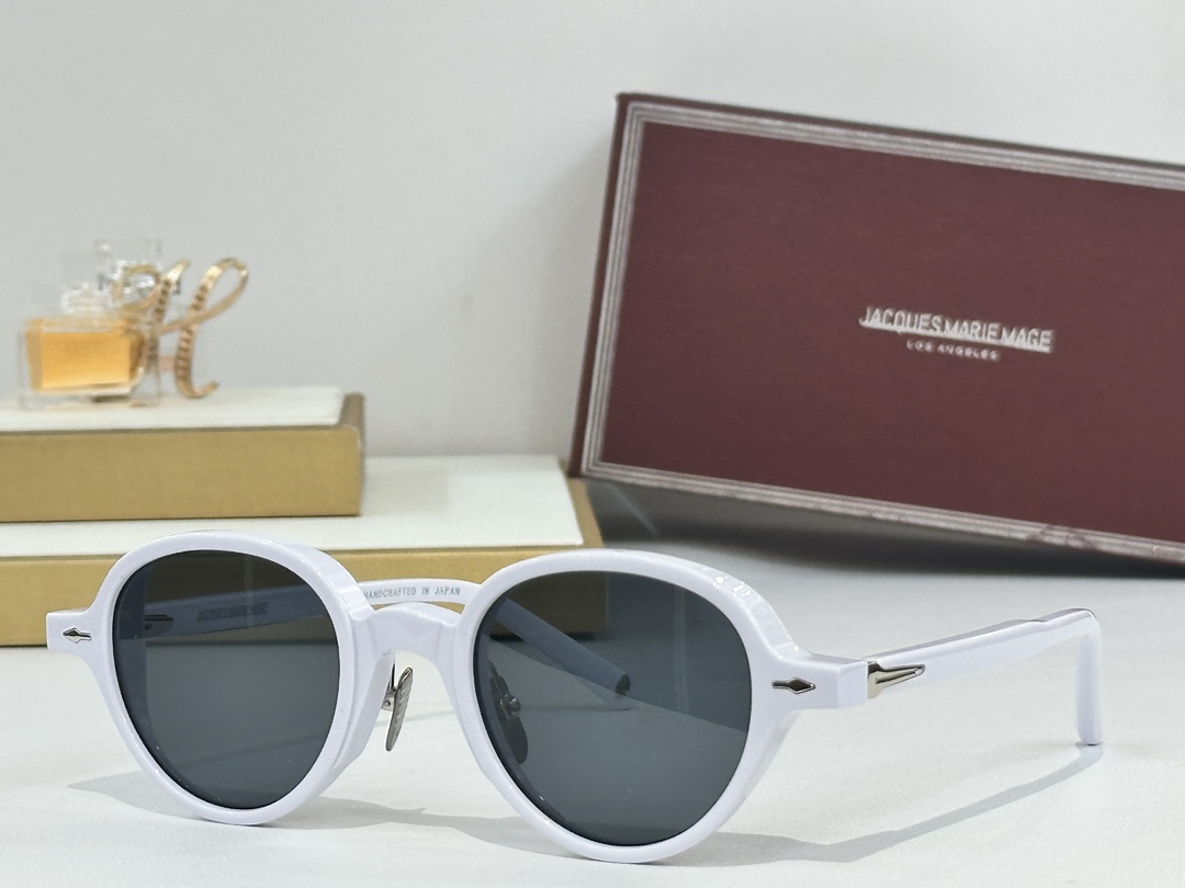 圆型JACQUES MARIE MAGE
日本手工眼镜 
MODEL：CLARK
SIZE45-22
