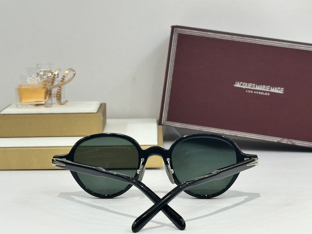  圆型JACQUES MARIE MAGE
日本手工眼镜 
MODEL：CLARK
SIZE45-22
