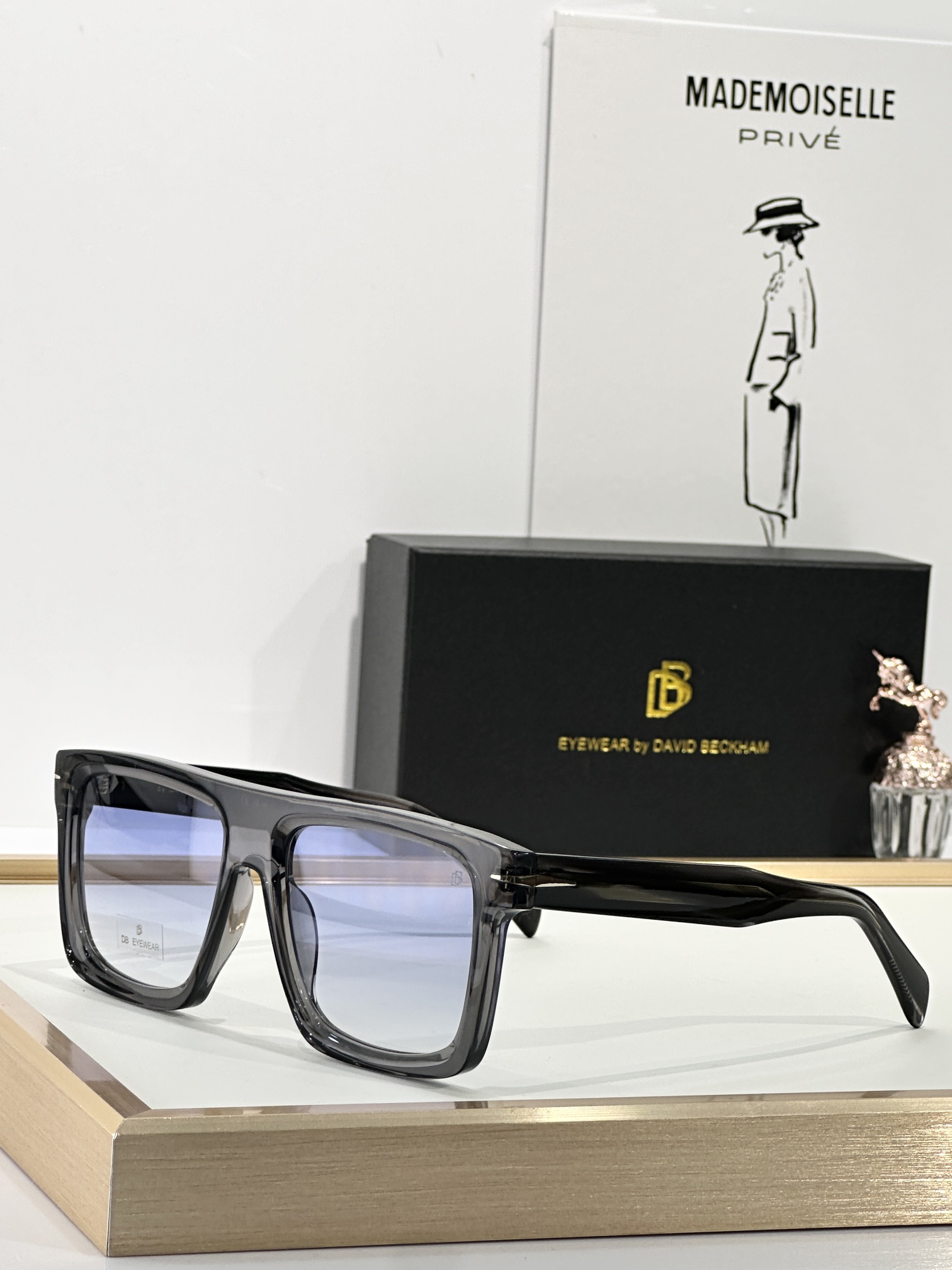  DAVID BECKHAM
MOD：DB 7134/S
Size：56口18 145
