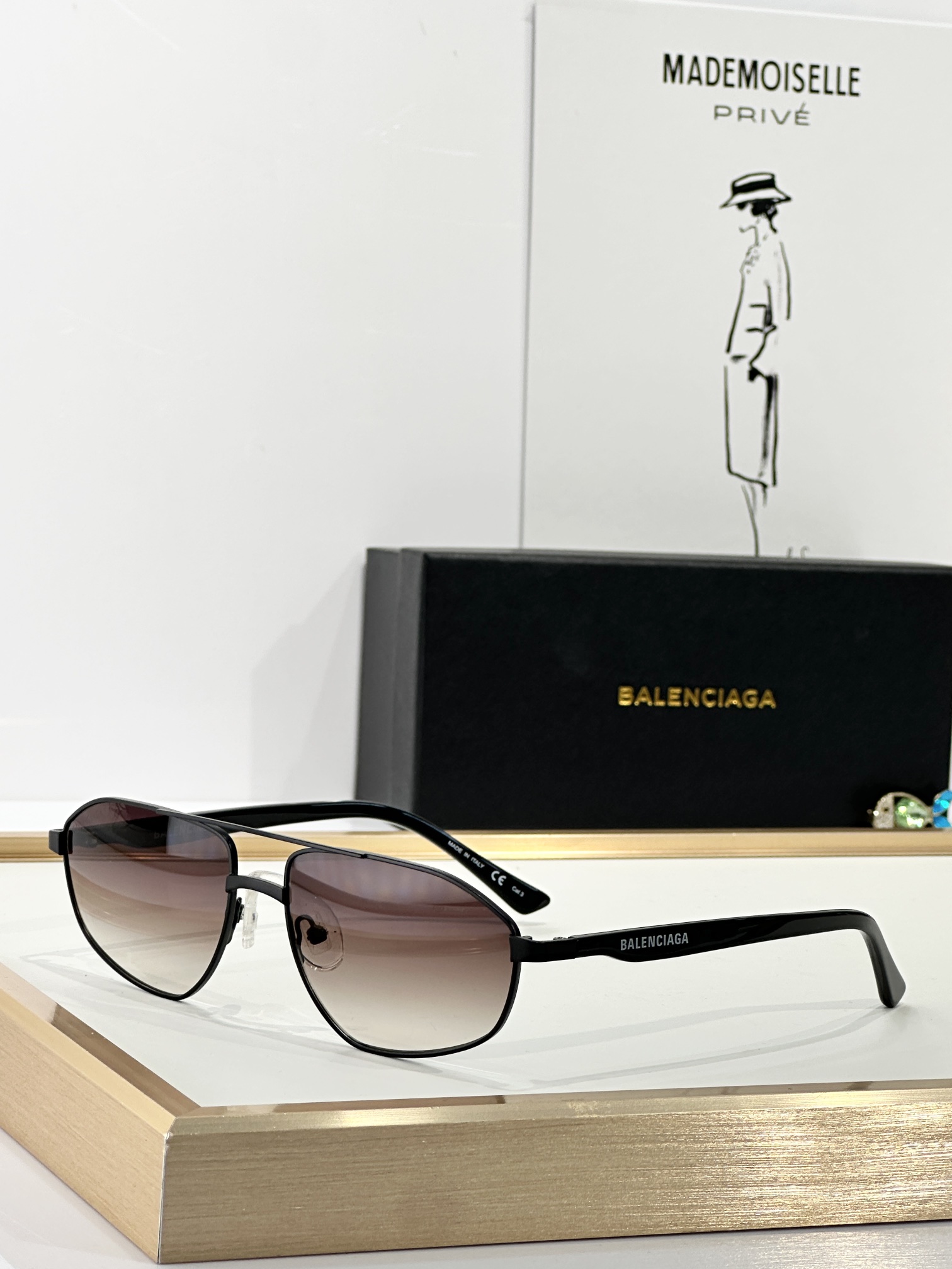  BALENCIAGA
MODEL：BB0012s
SIZE：58口16-140
