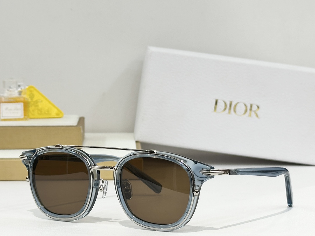  DIOR
MOD：DiorBlackSuitS14F
Size：50口22 145
