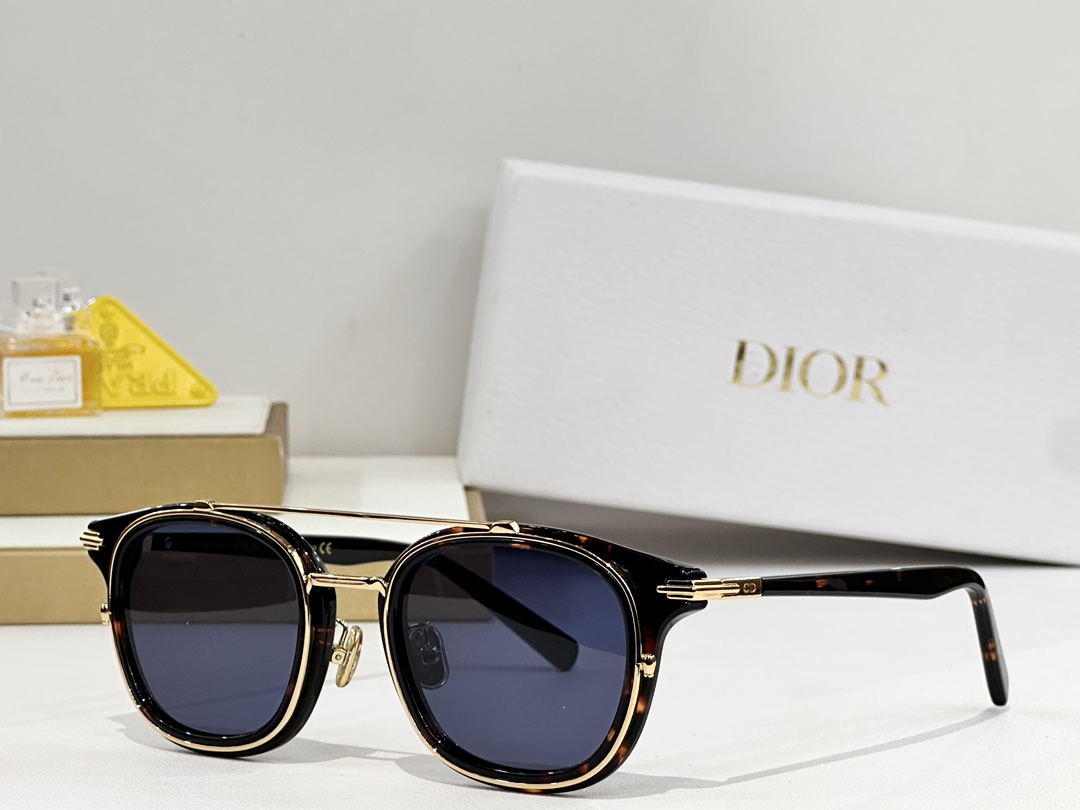  DIOR
MOD：DiorBlackSuitS14F
Size：50口22 145
