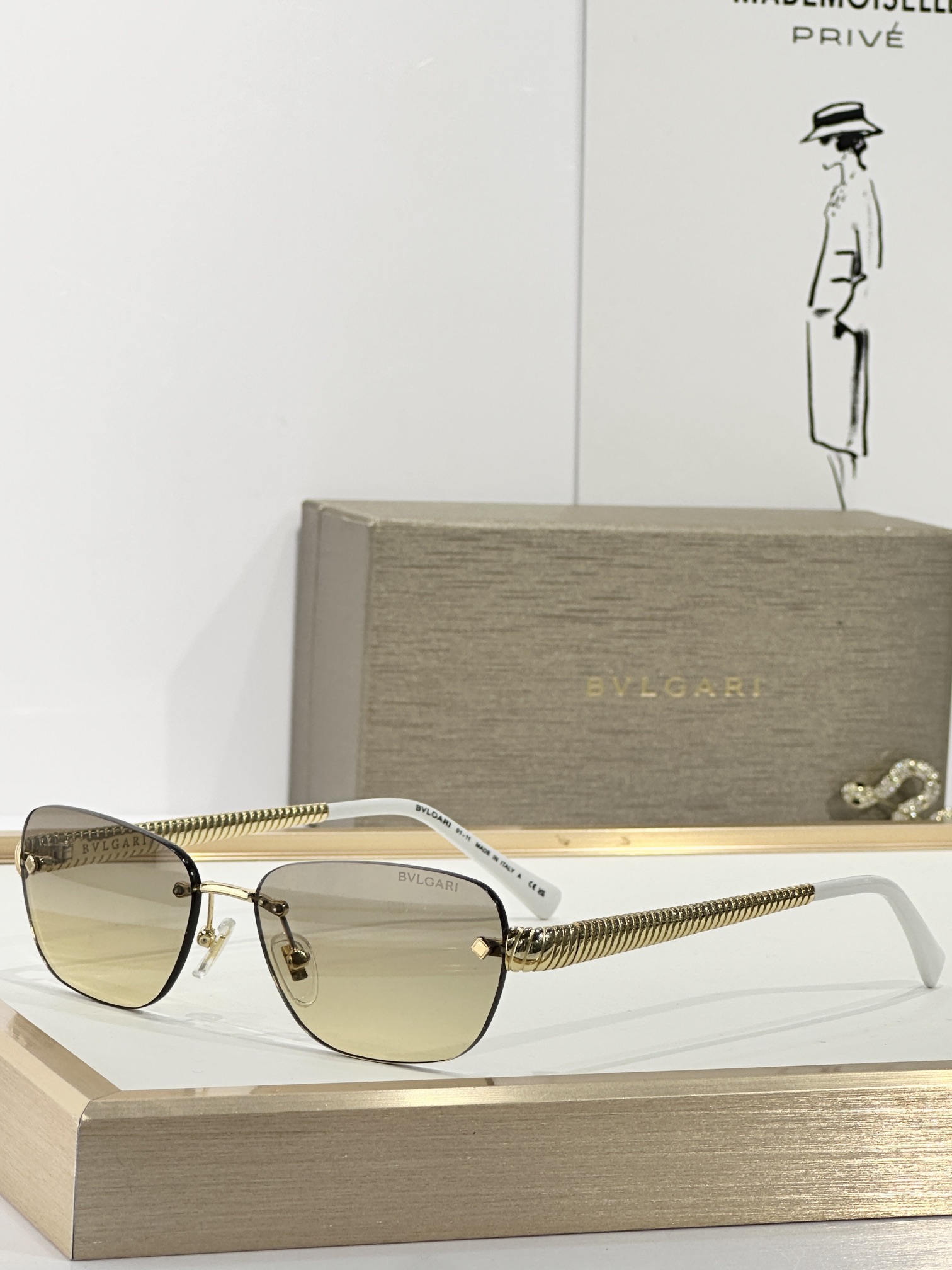  BVLGARI
MOD：BV40057U
Size：55口15-140
