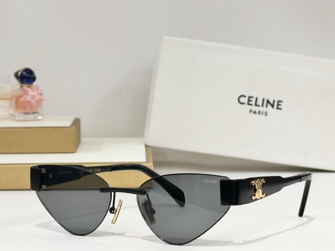  CELINE
MOD：CL42122U
Size：56口17 142
