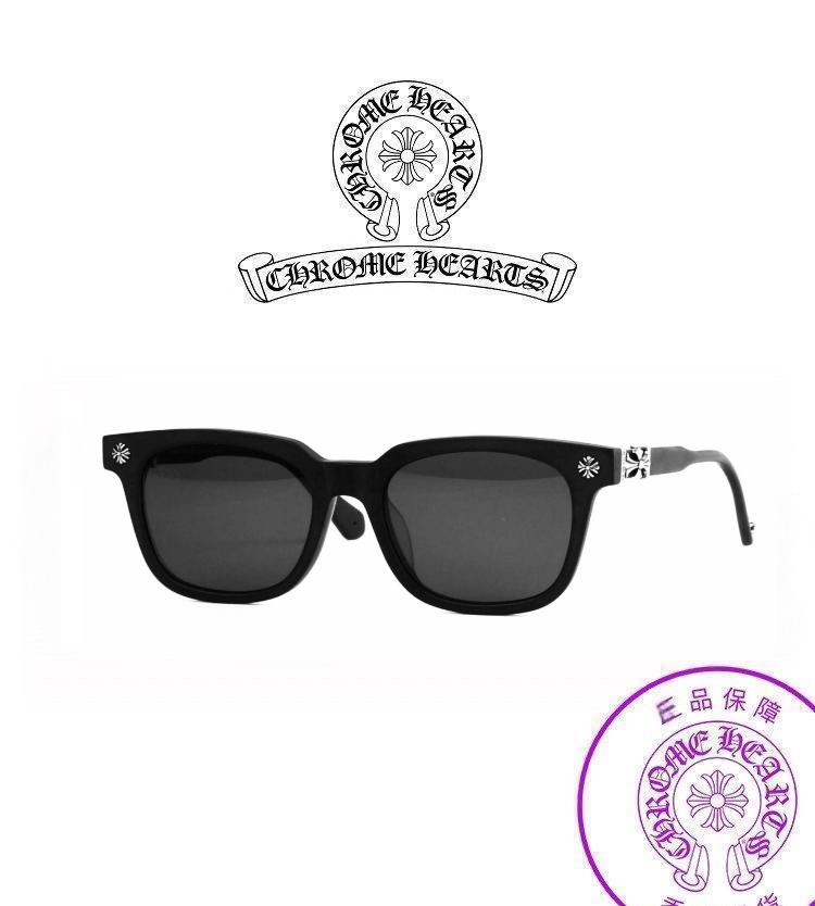  Chrome Hearts
MODELCOX UCKER
SIZE：52口19-153
