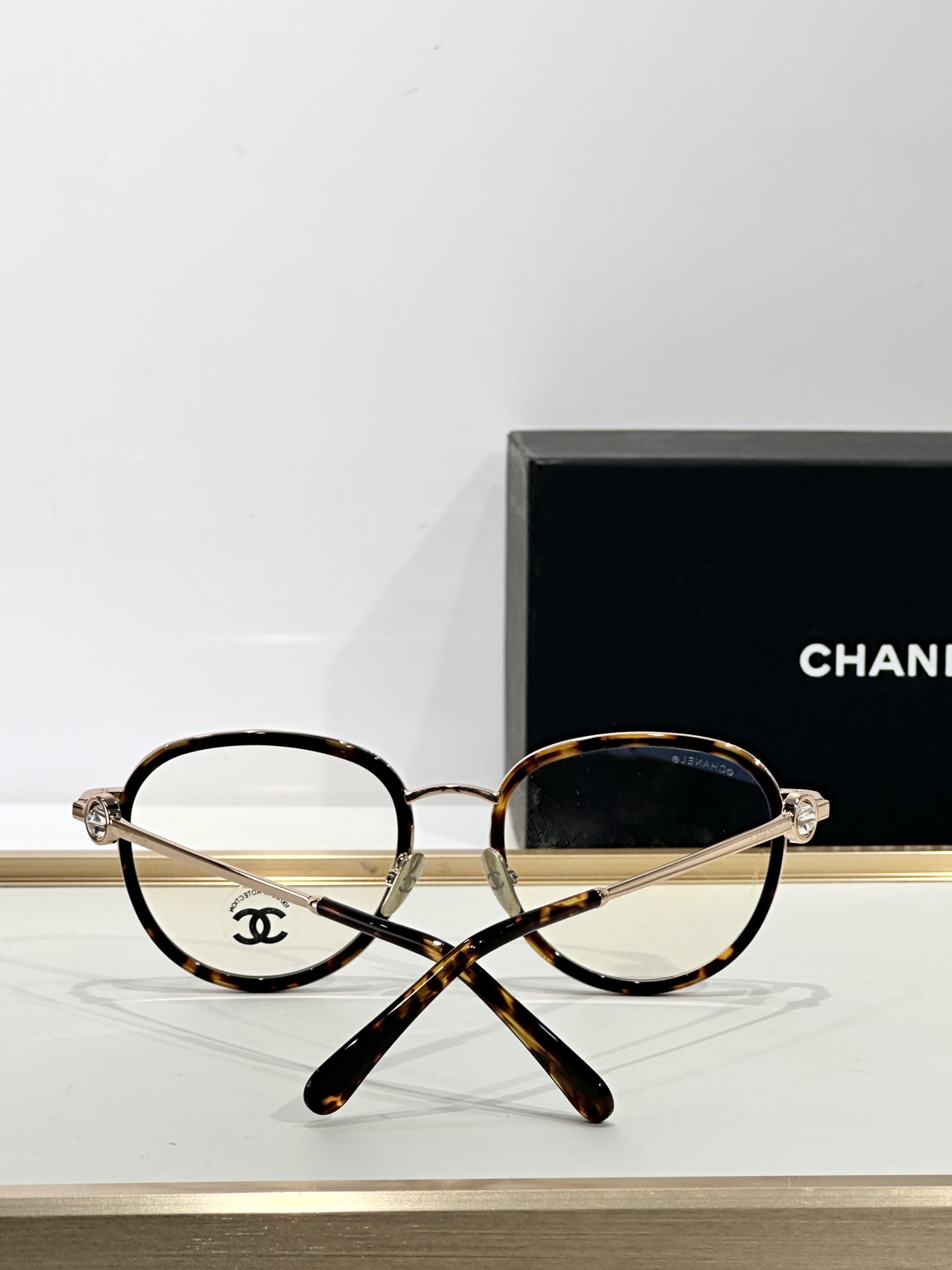  CHANEL
MOD：CH2220
Size：51口23 142
