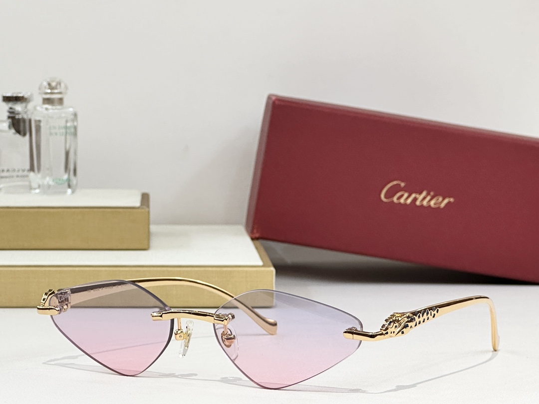  Cartier
MOD：CT9527O
Size：56口17 130
