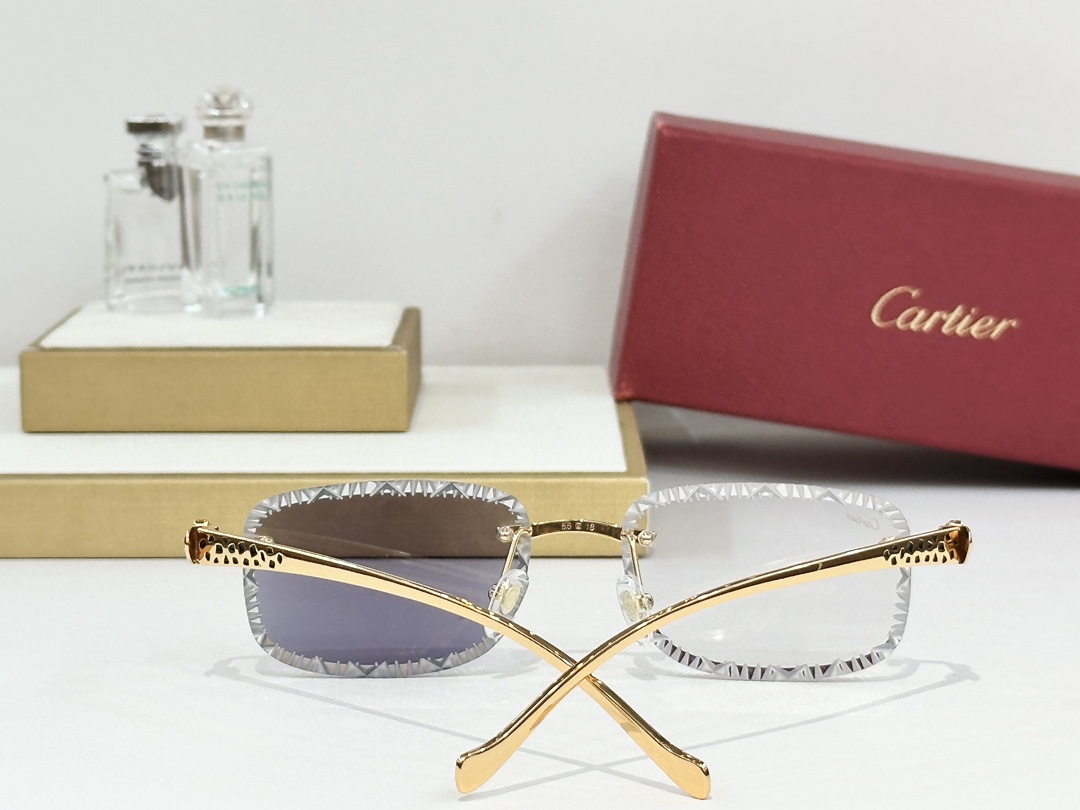  Cartier
MOD：CT08568
Size：56口18 135
