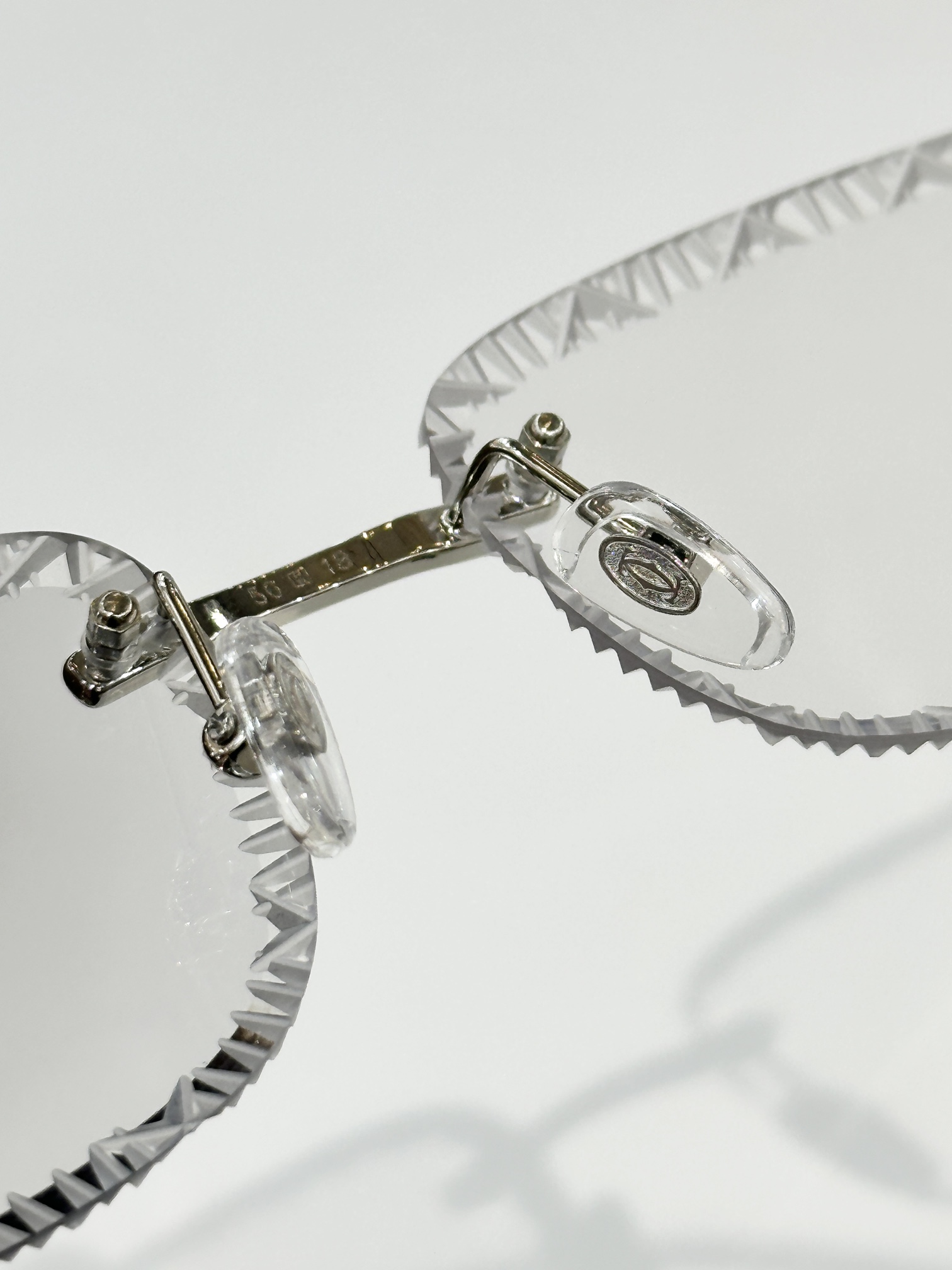 Cartier
MOD：CT08568
Size：56口18 135
