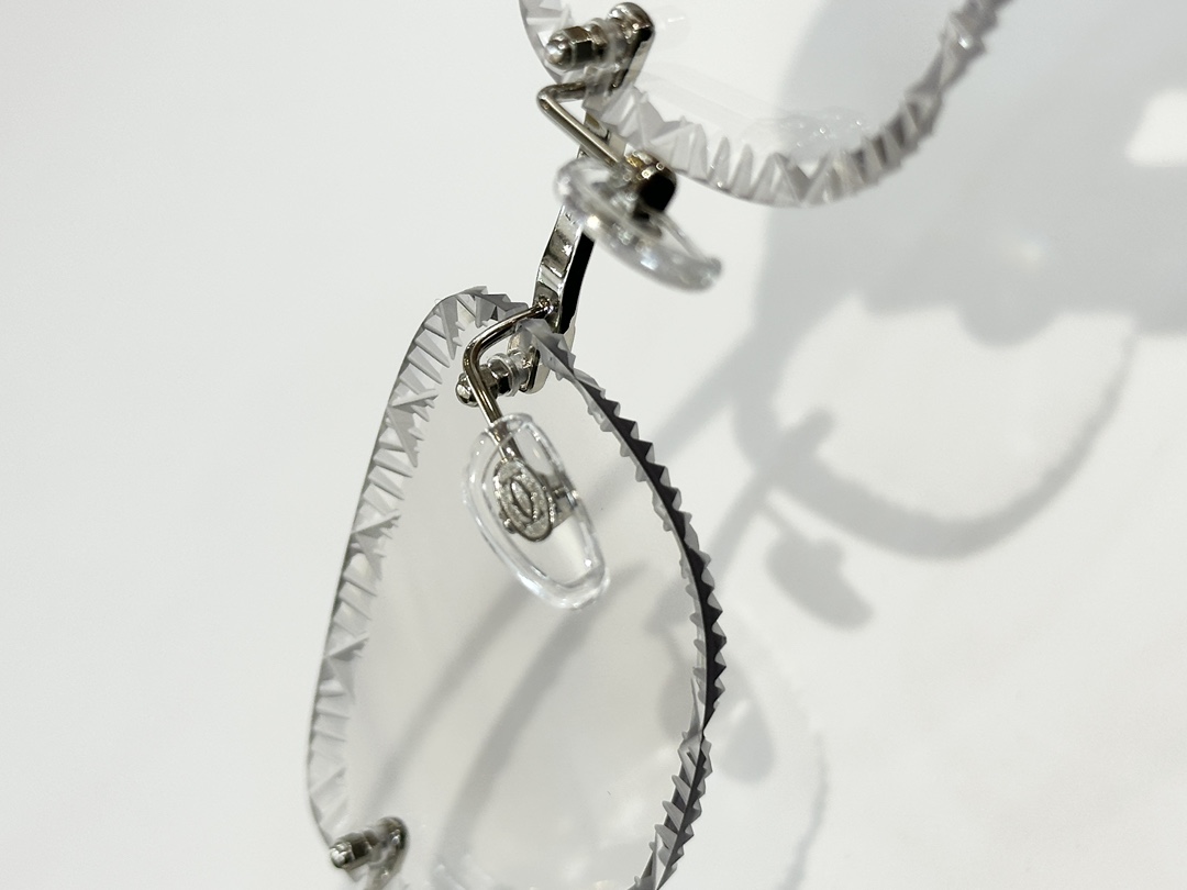  Cartier
MOD：CT08568
Size：56口18 135
