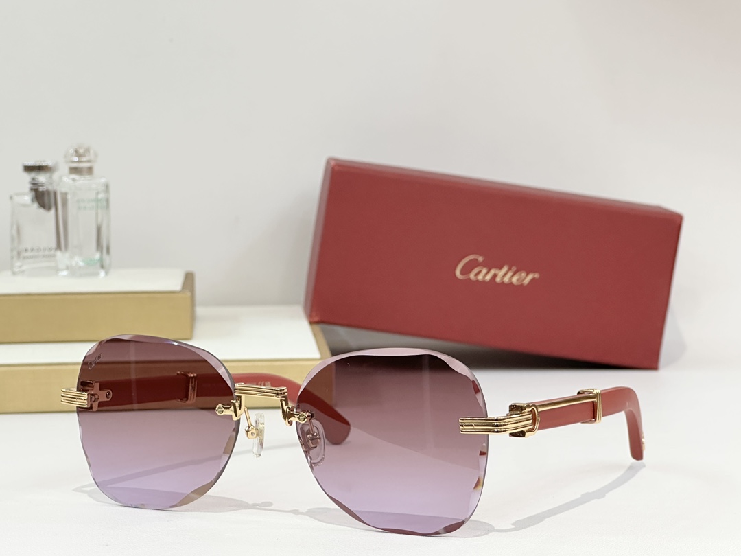  Cartier
MOD：CT0520S
Size：60口19 145
